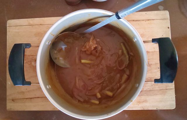 常温で一晩置いた料理