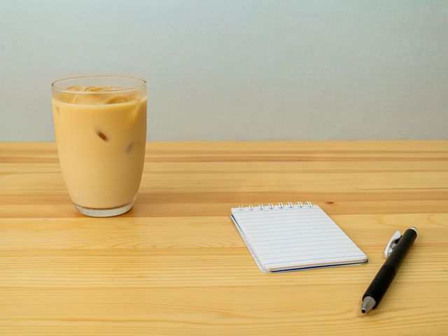 カフェオレ（チルド）