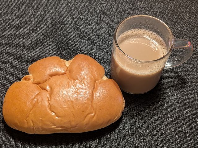 クリームパン