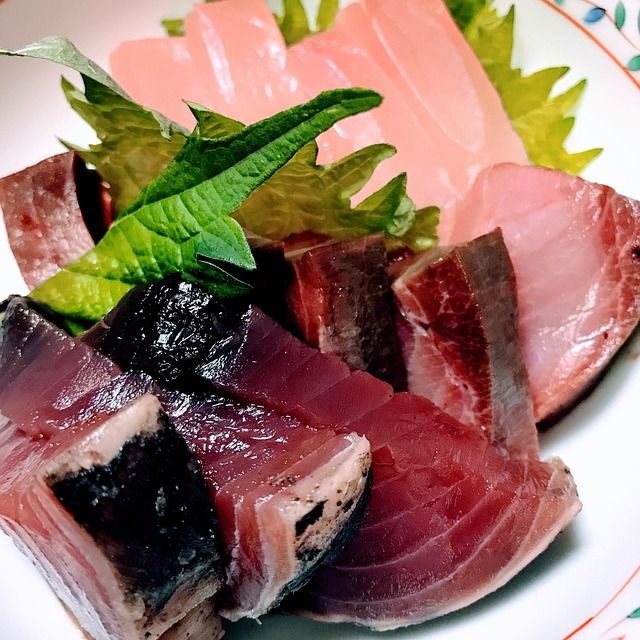 カツオ(刺身)